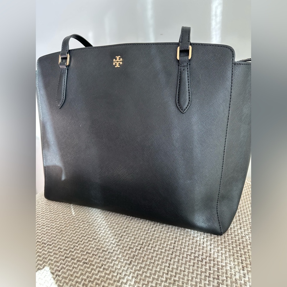Tory Burch Black Tote / Shoulder bag / laptop holder inside! - Picture 2 of 7